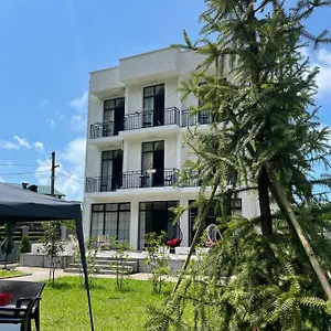 Hotel Flora